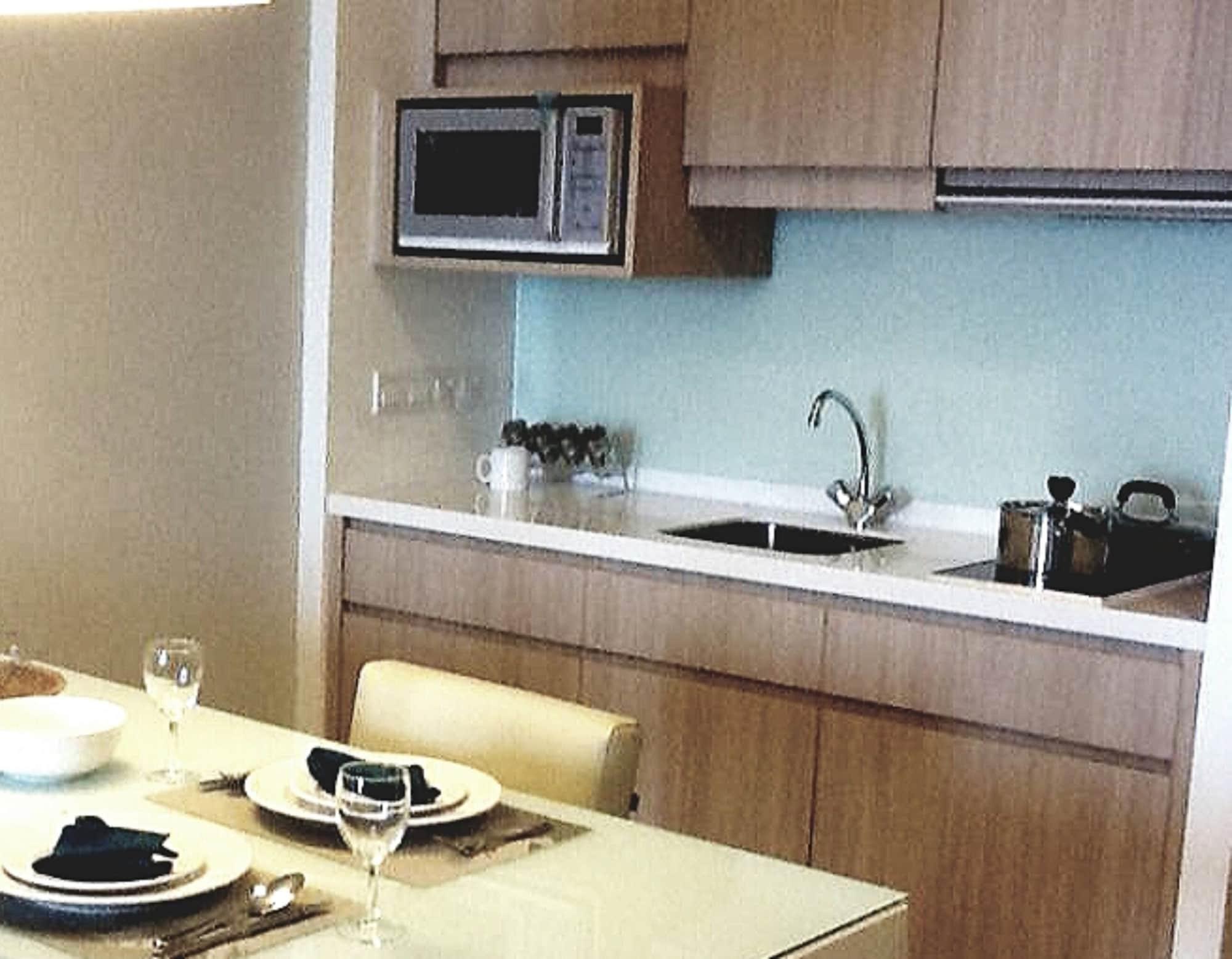 Citadines Rasuna Джакарта Екстериор снимка
